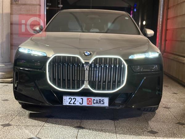 بي ام دبليو الفئة 7 2023 للبيع في العراق -  بغداد